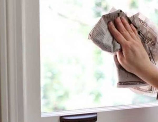 Các cách giảm bụi bám kính nhà gần đường giao thông