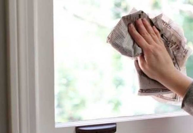Các cách giảm bụi bám kính nhà gần đường giao thông