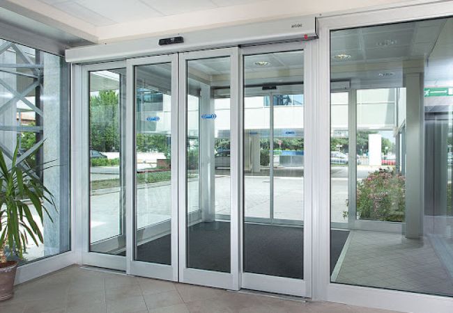 Các màu sắc cửa sắt thường dùng cho văn phòng