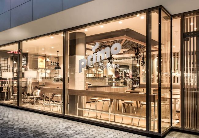 Các màu kính phù hợp với quán cafe tại Vĩnh Long